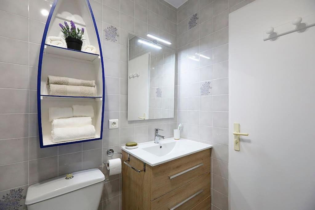 Appartement Avec Jardin, Piscine, Parking, Wifi, Proche Plage-beach-playa